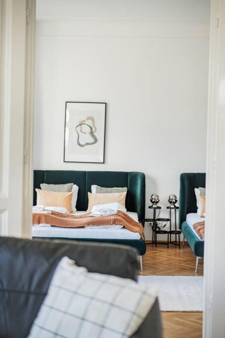 City Chic #11 Viena Exterior foto